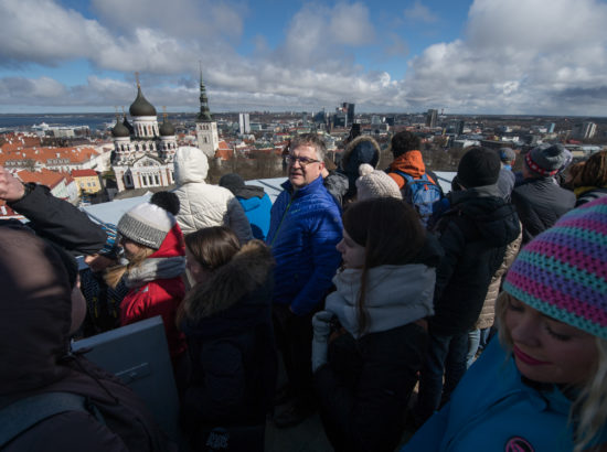 Ekskursioonid, esimehe ja muude hoone esindusruumidega tutvumine, Pikk Hermann, Anname Au! ning palju muud põnevat